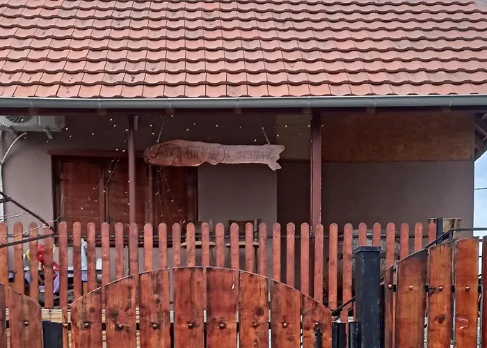 Vikend Kuca Hs * ピロト