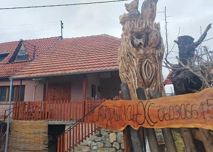 アパート Vikend Kuca Hs ピロト